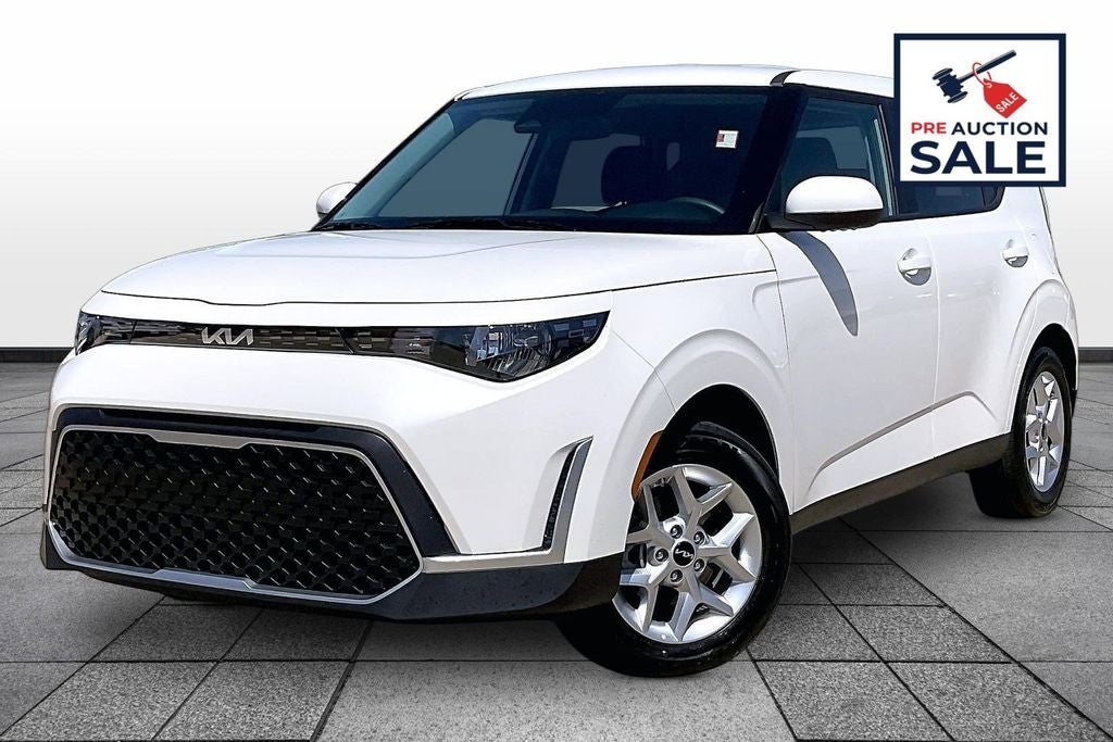 2025 Kia Soul 2.0L LX IVT's photo