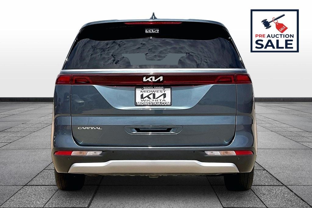 2024 Kia Carnival EX