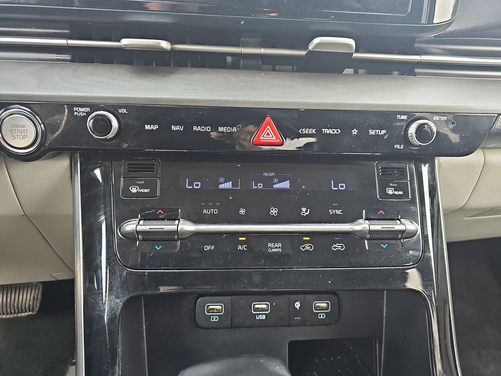 2022 Kia Carnival SX